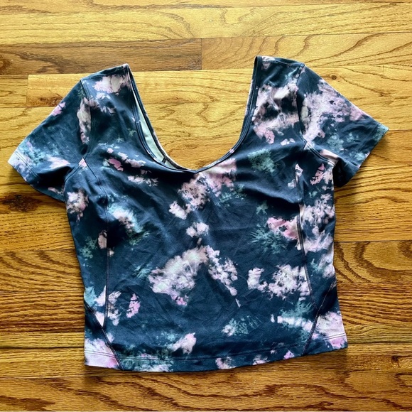 Lululemon Crop Tank Top - Tie Dye - size 8 - Picture 1 of 8